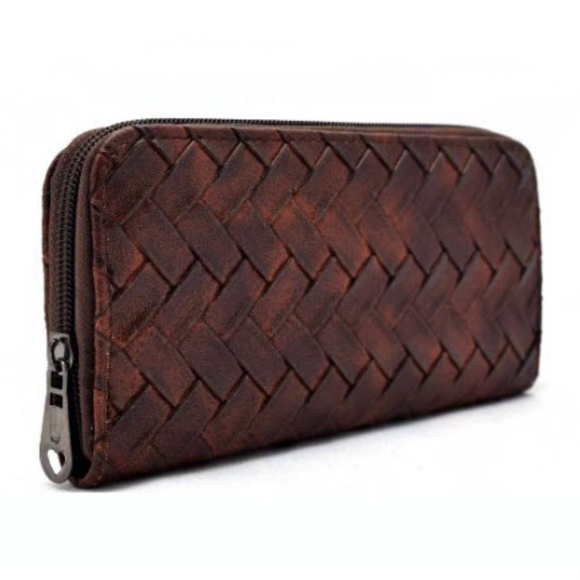 SOLD Woven Print Wallet - Picture 2 of 4